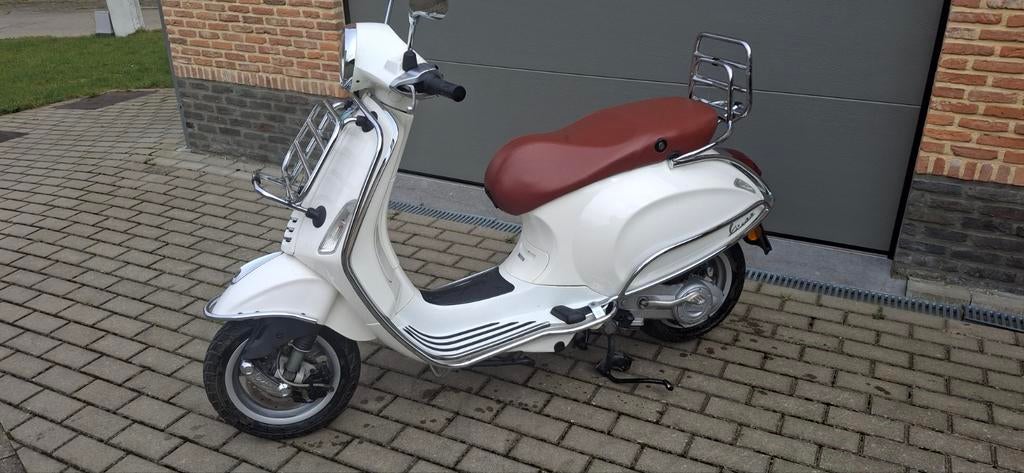 Vespa primavera 50cc, a klasse , vespa primavera 50cc b, Fietsen en Brommers, Brommers | Vespa, Ophalen