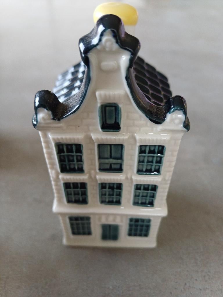 Delfts Blauw miniatuur KLM huisje nummer 80 - Amsterdam., Ophalen of Verzenden, Nieuw