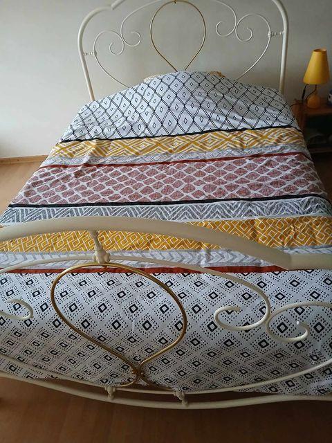 lit métal blanc et doré 140 sur 200 cm, Maison & Meubles, Chambre à coucher | Lits, Enlèvement, Blanc, Deux personnes, 140 cm