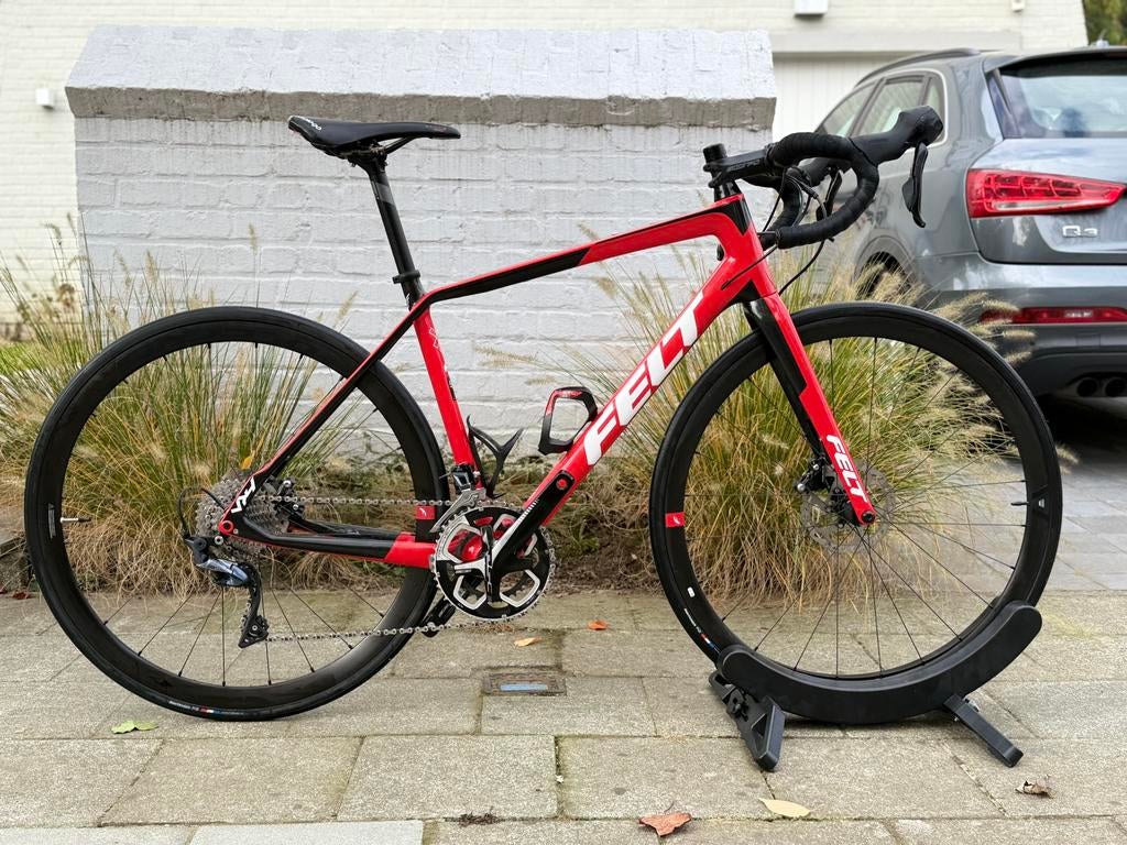 Velo Felt UHC Performance 2021 carbone, Vélos & Vélomoteurs, Vélos | Vélos de course, Comme neuf, Giant, Carbone, Enlèvement