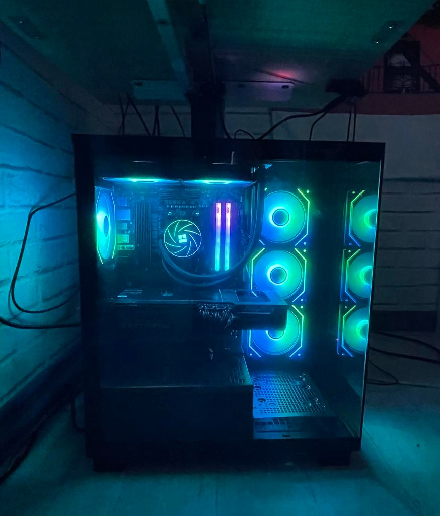 PC Gamer  Haut de Gamme Ryzen 7 9800X3D + RX 9070 XT 16Go, Virtual Reality, Comme neuf, 4 Ghz ou plus, Enlèvement