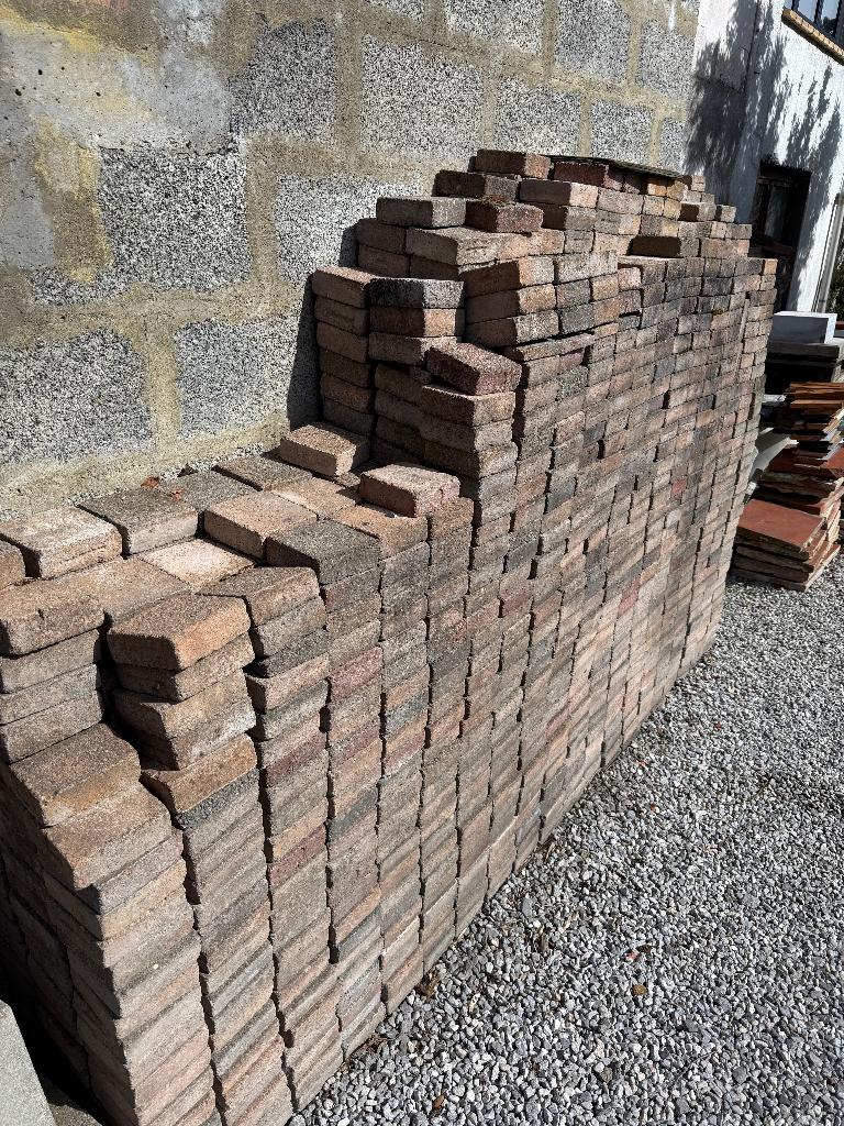 Pavés 11 x 11 x 4, Ophalen, Gebruikt