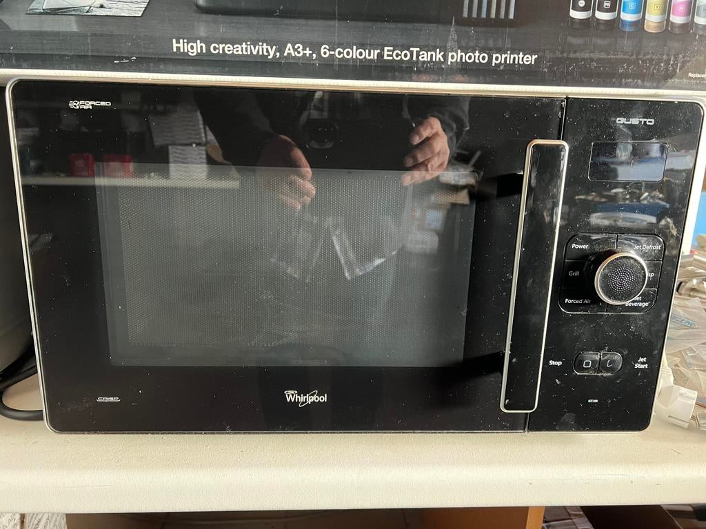 Whirlpool microgolf oven, Elektronische apparatuur, Ophalen, Zo goed als nieuw, Oven