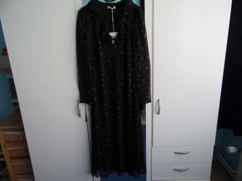 NIEUWE LANGE JURK VAN SPRINGFIELD, Kleding | Dames, Jurken, Nieuw, Maat 38/40 (M), Zwart, Onder de knie, Ophalen of Verzenden