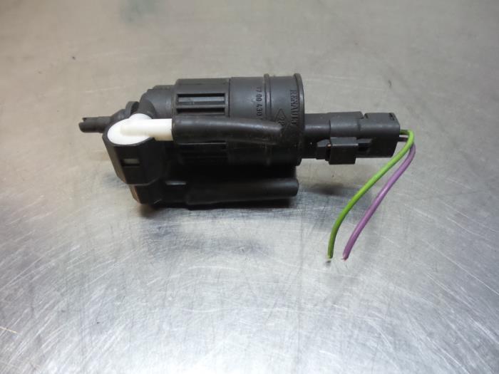Pompe lave-glace avant d'un Renault Twingo (Twingo 98-), Autos : Pièces & Accessoires, Renault, -, 3 mois de garantie, Utilisé