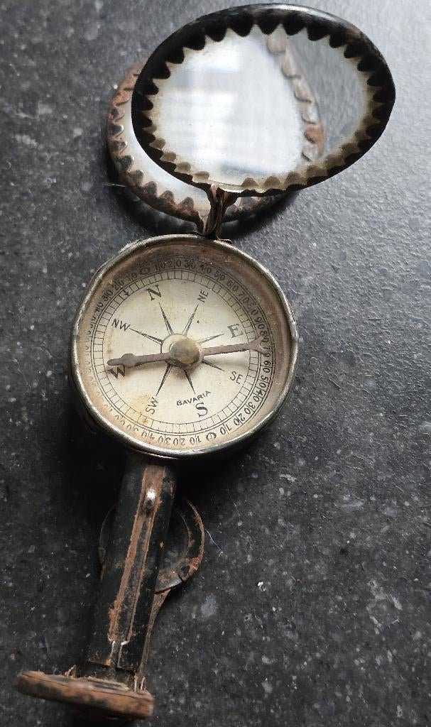 Jumelles pliables anciennes et boussole, Enlèvement ou Envoi, Utilisé