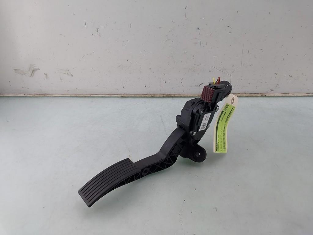 PEDALE D'ACCELERATEUR Hyundai i10 (|32700B9010|327001R|), Dhr. J. Ham, Administratie@autoham.nl, Utilisé, Hyundai