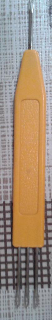 GRATIS  - 2 transfertools - 1 oranje & 1 groen, Hobby en Vrije tijd, Breien en Haken, Ophalen, Gebruikt, Breien, Machine