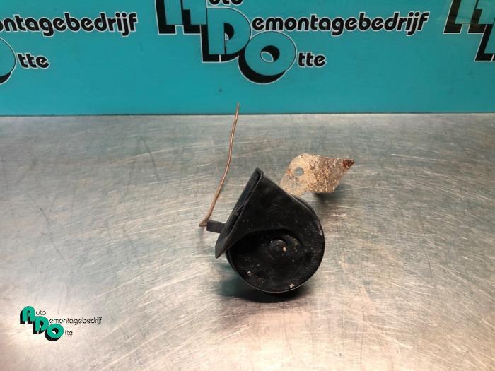 Klaxon d'un Renault Trafic (Trafic 01-), Renault, -, 3 mois de garantie, Utilisé