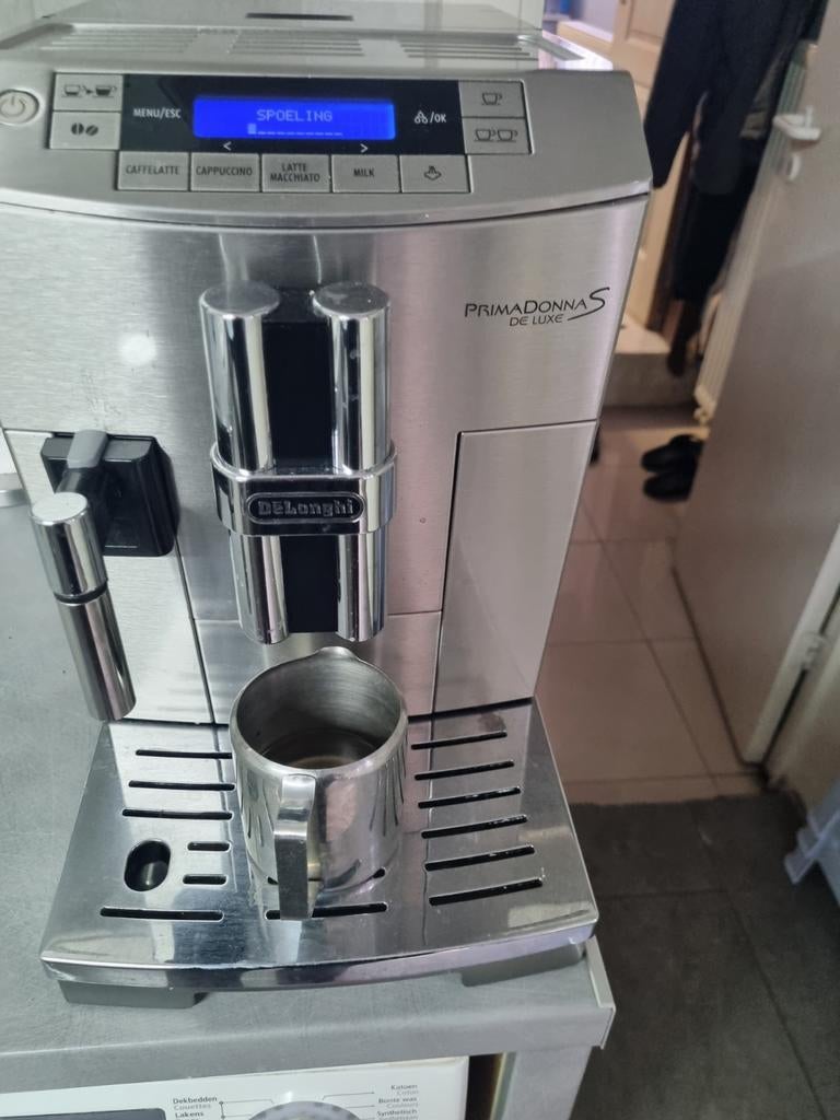 koffiemachine merk dolenchi werkt perfect, Ophalen, Koffiemachine
