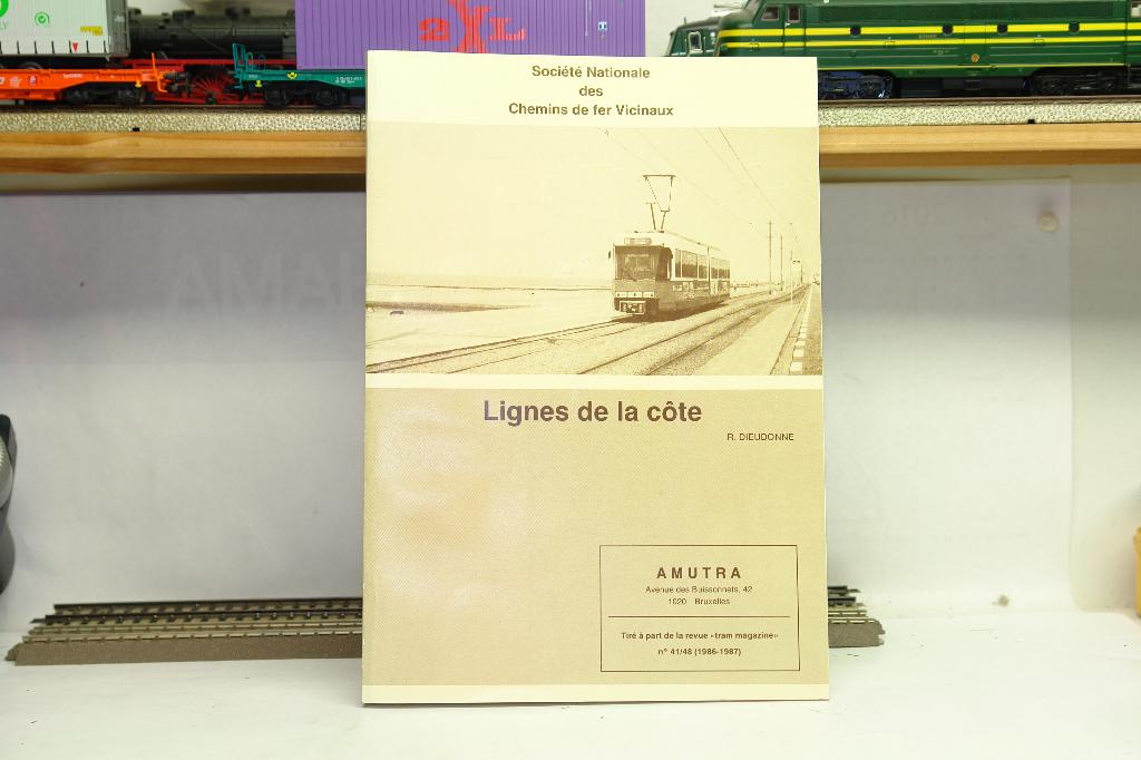 SNCV NMVB Tram Ligne de la côte AMUTRA R.Dieudonné, Collections, Trains & Trams, Enlèvement ou Envoi, Comme neuf, Autres, Livre ou Revue