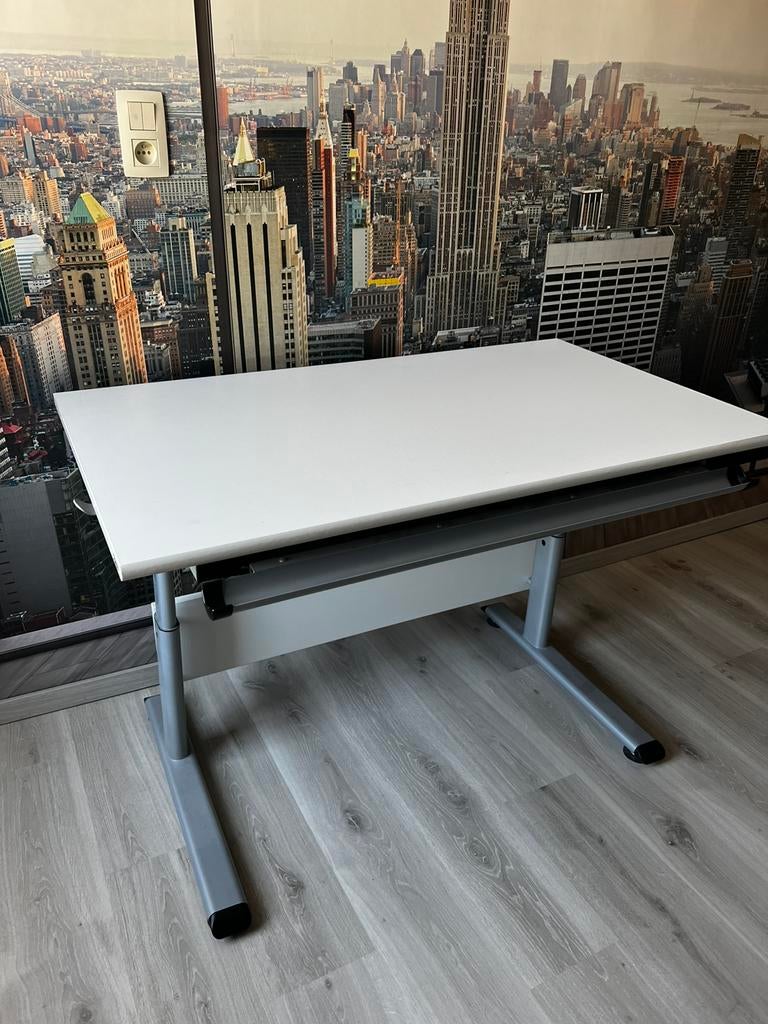Bureau enfant évolutif réglable en hauteur, Maison & Meubles, Bureaux, Enlèvement, Réglable en hauteur, Comme neuf, Bureau enfant