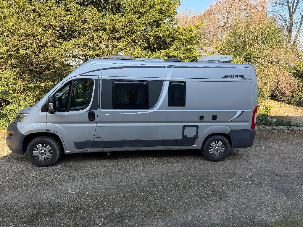 Camper Possl 2 Win Plus in top staat, Caravans en Kamperen, Mobilhomes, Ringverwarming, Koelkast, Pössl, Treinzit