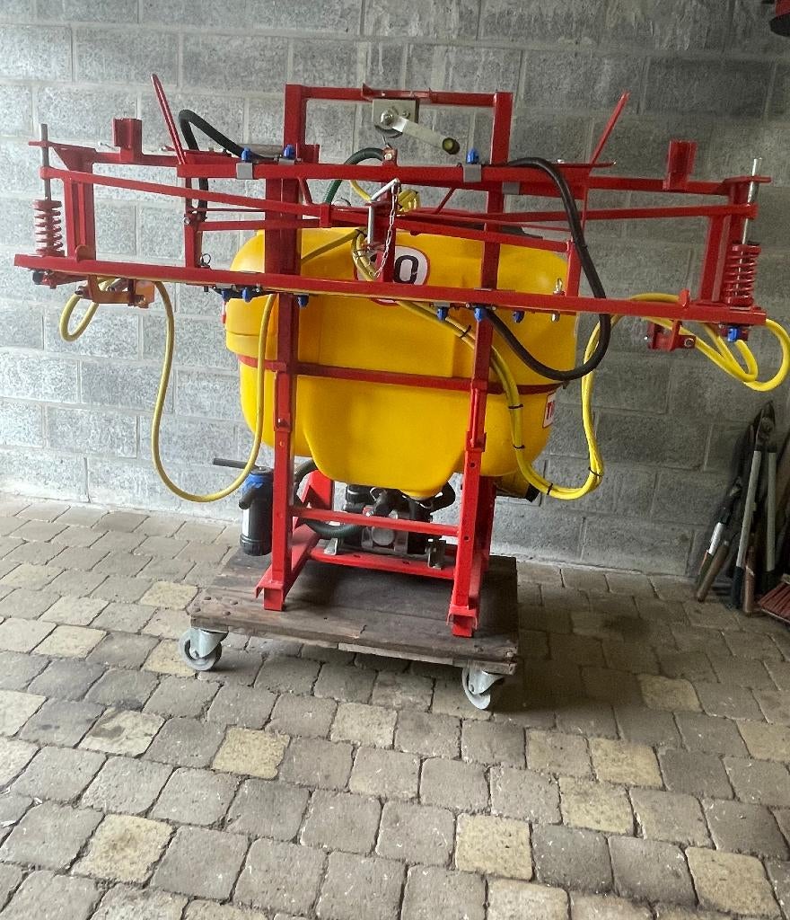 veldspuit 200l. / sproeier. 6m breed, Ophalen