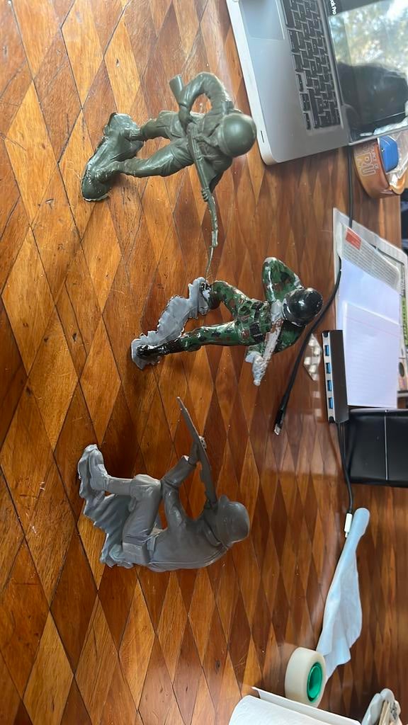 3 figurines soldats louis marx & company, Hobby en Vrije tijd, Wargaming, Ophalen of Verzenden, Zo goed als nieuw, Figuurtje(s)