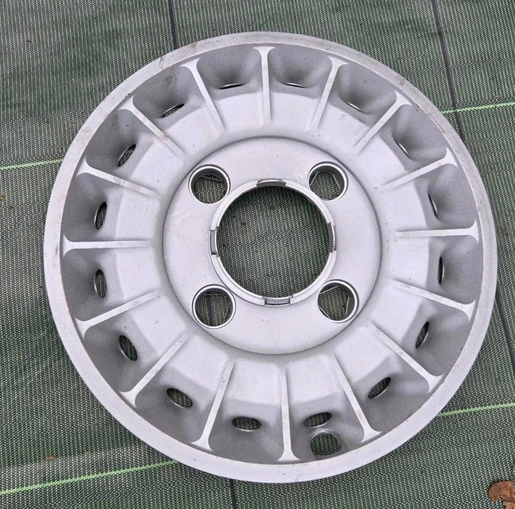 4 prachtige originele Peugeot 504.505.605 14" wieldoppen, Ophalen of Verzenden, Zo goed als nieuw