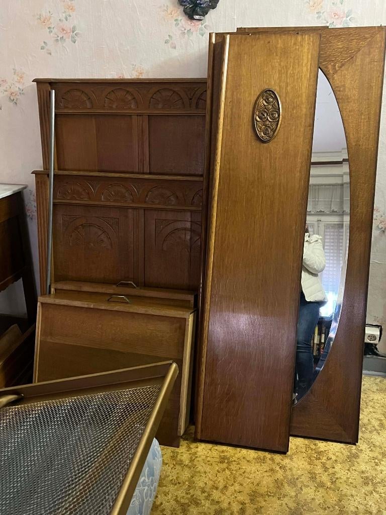 ancien lit 2 personne avec sommier +garde robe  a donner, Huis en Inrichting, Slaapkamer | Bedden, Ophalen, Gebruikt, Tweepersoons