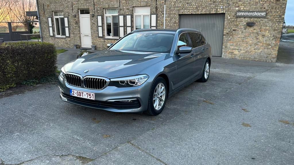BMW G31 Touring, carplay, trekhaak, Autos, Cuir, Argent ou Gris, 2000 kg, 5 portes