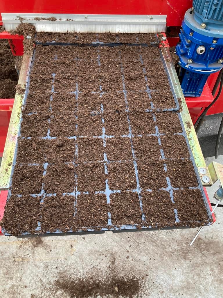 Tray vuller, Tuin en Terras, Ophalen, Gebruikt