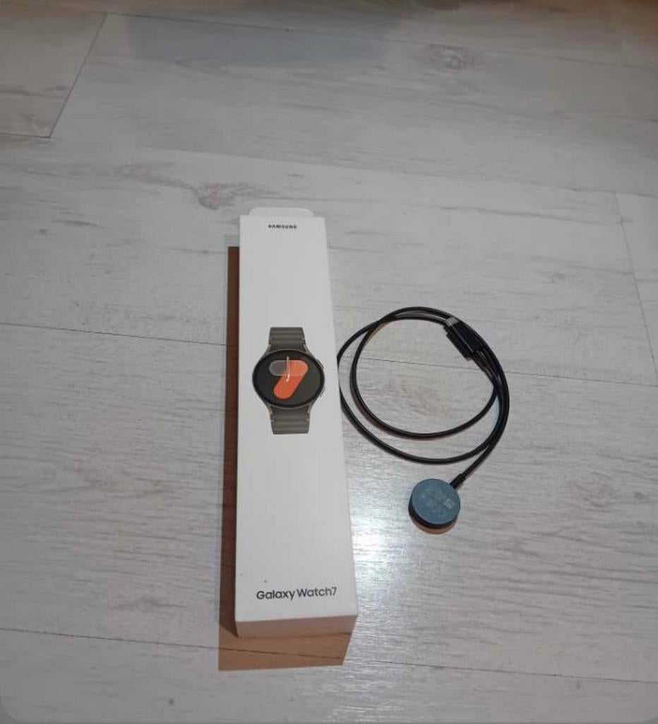 Watch7 nieuw, Ophalen, Conditie, Nieuw, Groen