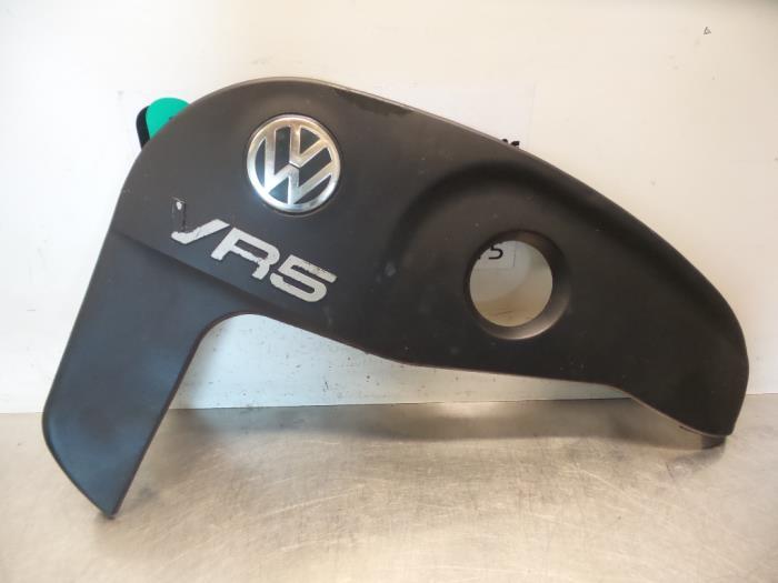 Plaque de protection moteur d'un Volkswagen Passat (Passat 9, Volkswagen, -, 3 mois de garantie, Utilisé