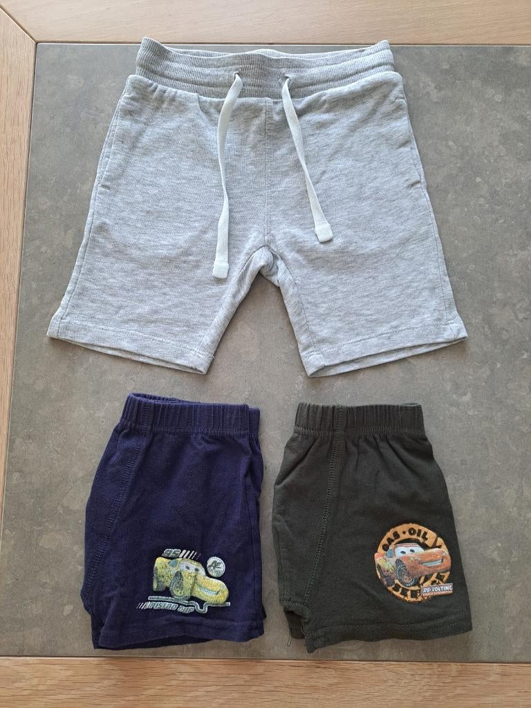 shortje maat 92, Enlèvement, Comme neuf, Garçon, Autres types