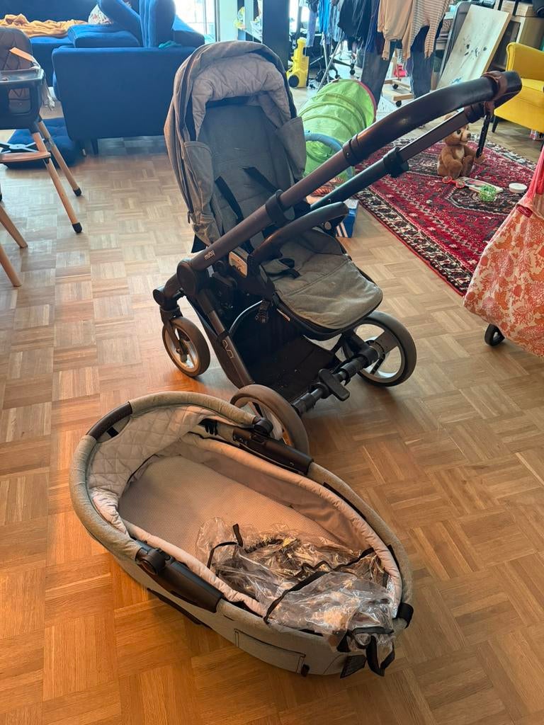 Musty evo kinderwagen, Ophalen, Gebruikt, Kinderwagen, Mutsy