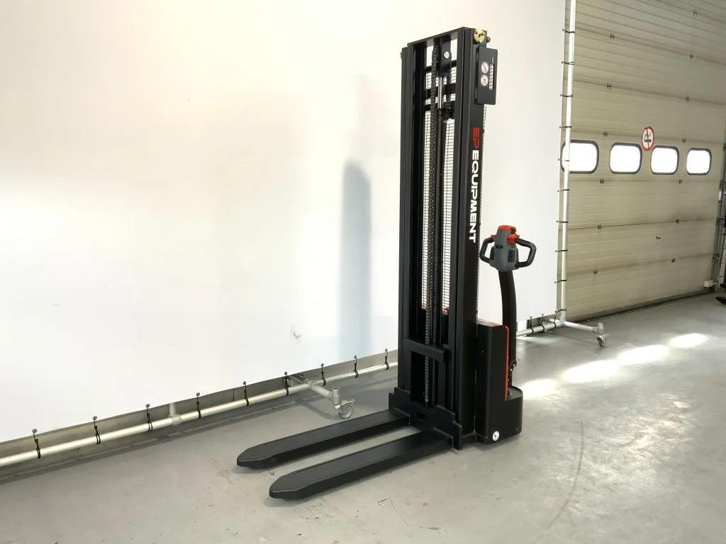 EP EST 122 stapelaar met een hefhoogte van 3,60 meter, 1000 à 2000 kg, Électrique, Empileur, Ep