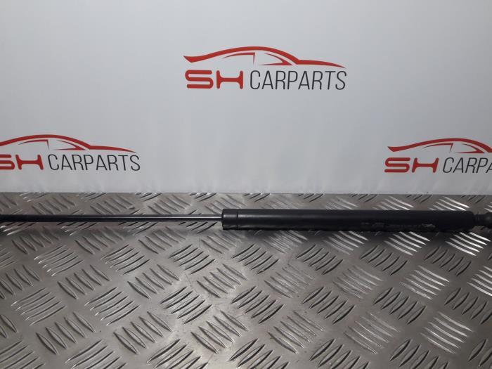 Amortisseur à gaz arrière gauche d'un Peugeot 206, Autos : Pièces & Accessoires, Carrosserie & Tôlerie, Peugeot, Utilisé, 3 mois de garantie