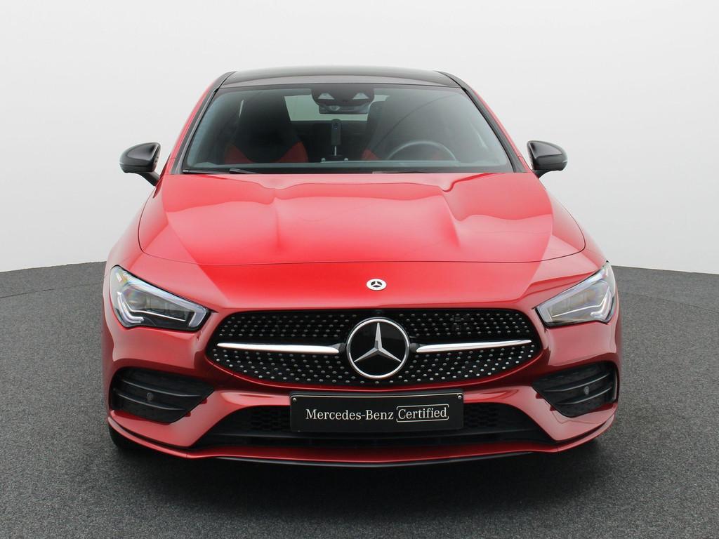 Mercedes-Benz CLA 250 e AMG Line + LEDER + CARPLAY + PANO DA, Auto's, Stof, Gebruikt, Euro 6, 4 cilinders