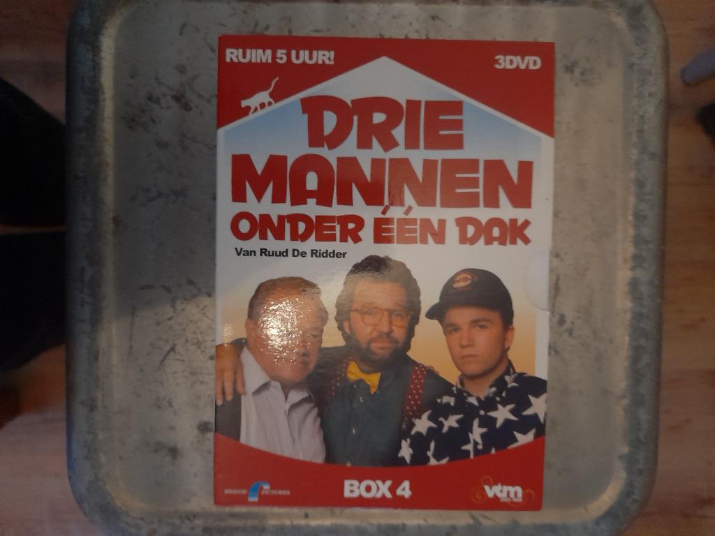 Drie mannen onder 1 dak seizoen 4, Coffret, Comme neuf, Envoi, Comédie