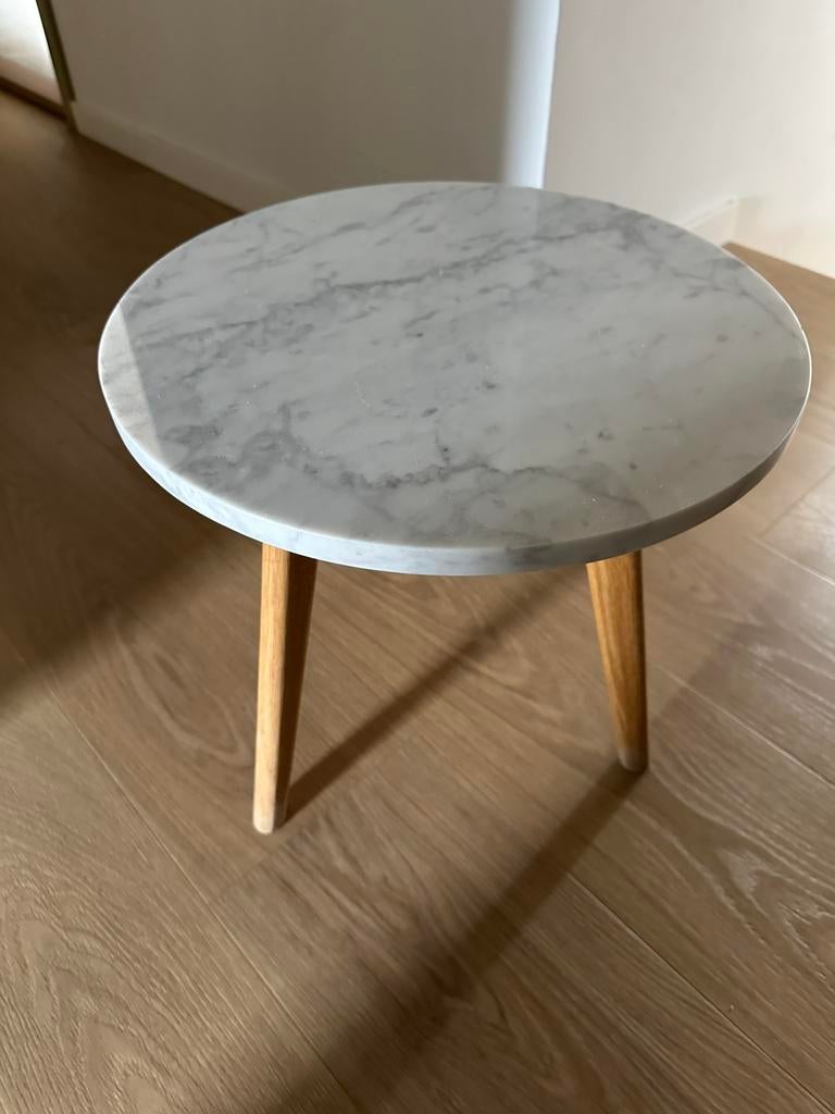 White Stone bijzettafel van Zuiver, Ophalen, Minder dan 45 cm, Minder dan 55 cm, Gebruikt