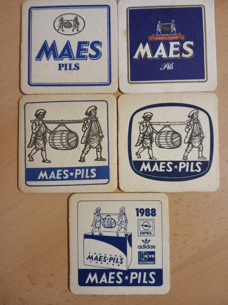 Bierviltjes Maes, Ophalen of Verzenden, Zo goed als nieuw