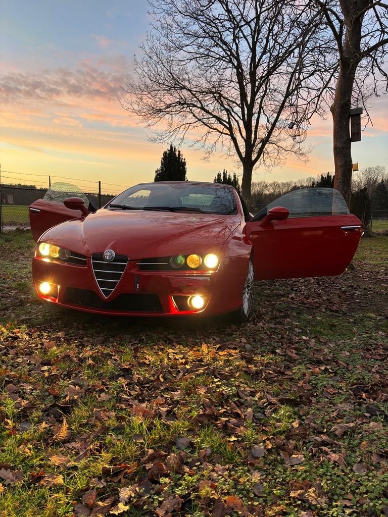 Mooie Alfa Spider Cabriolet, 2.2JTS, 8-2007, 135864 km, Auto's, Alfa Romeo, Cabriolet, Spider, Particulier, Te koop