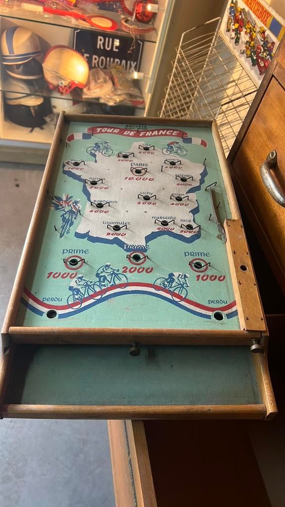 Zeldzaam oud knikkerspel Tour de France, Ophalen of Verzenden, Reclamebord