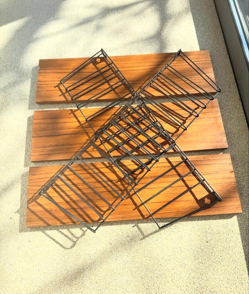 Tomado Wandrek boekenrek, Ophalen