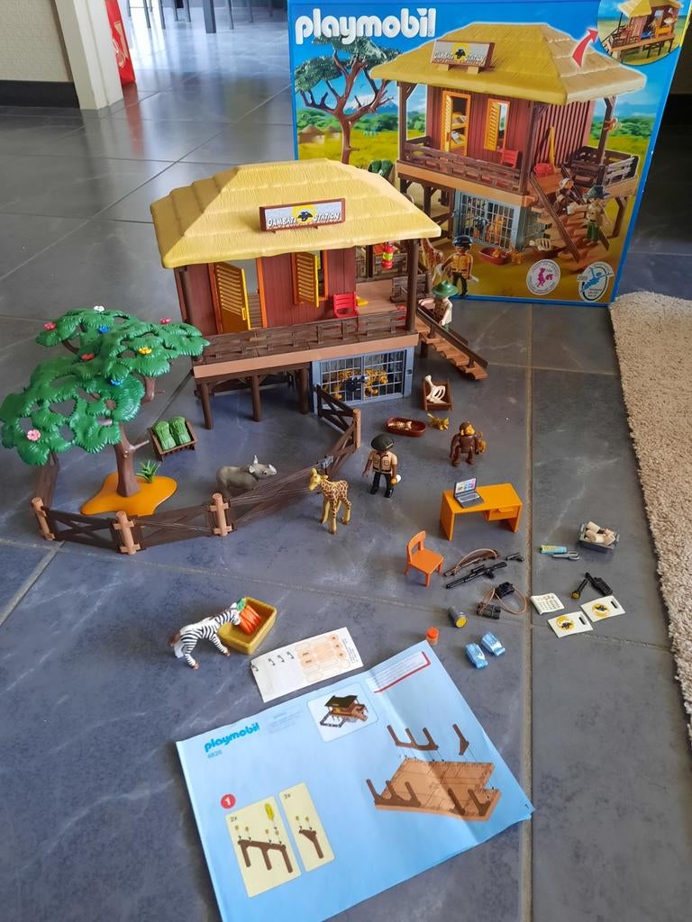 Playmobil jungle verzorgingspost nr 4826, Enfants & Bébés, Jouets | Playmobil, Enlèvement