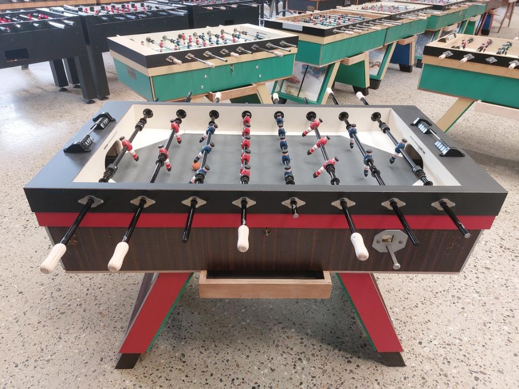 Retro tafelvoetbal voetbaltafel kicker, Ophalen, Gebruikt