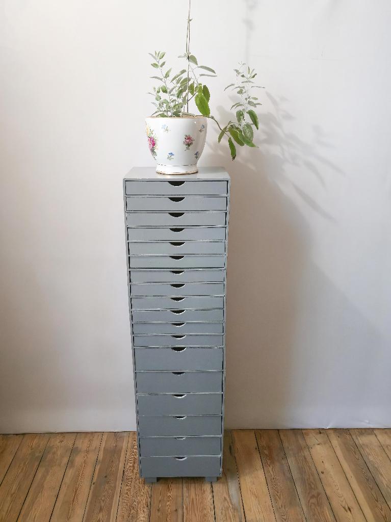 Commode - 18 tiroirs - Meuble de rangement - Atelier créatif, Maison & Meubles, 25 à 50 cm, Enlèvement ou Envoi, 5 tiroirs ou plus