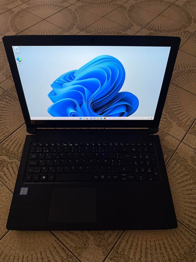 Acer a315-53 15” intel i5-8250U, 240GB FullHD Laptop te koop, Computers en Software, 15 inch, 8 GB, Minder dan 2 Ghz, Ophalen of Verzenden