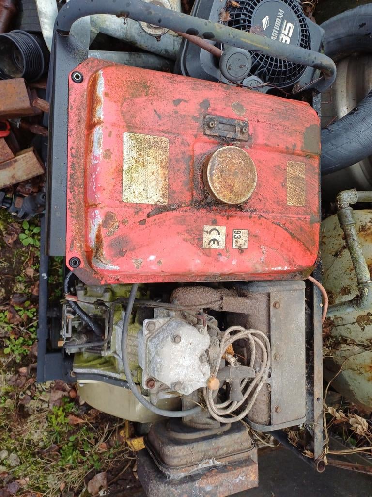 dieselmotor met handlanceerder en, Ophalen