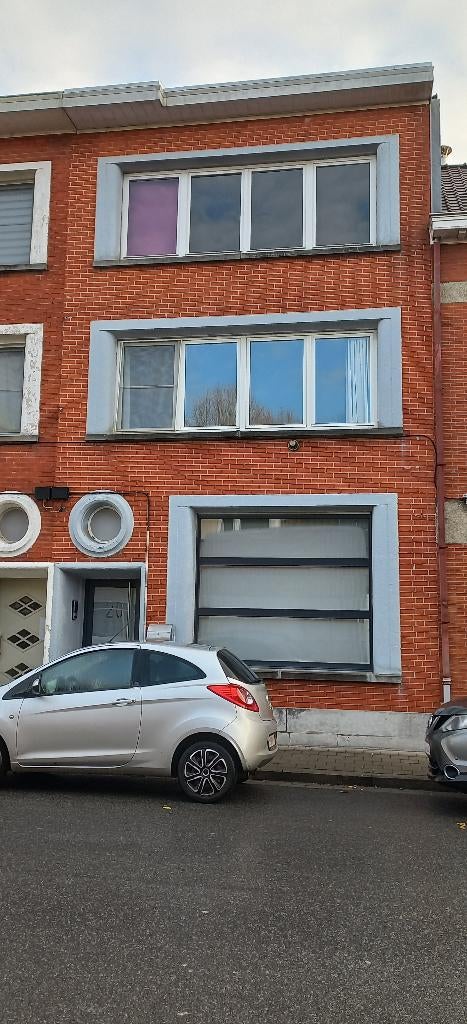 TE KOOP Ruime en lichtrijke rijwoning in hartje Menen, Immo, Tot 200 m², 212 m², Tussenwoning, Menen