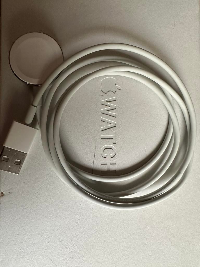 Apple Watch-oplaadkabel + lege doos, Telecommunicatie, Zo goed als nieuw