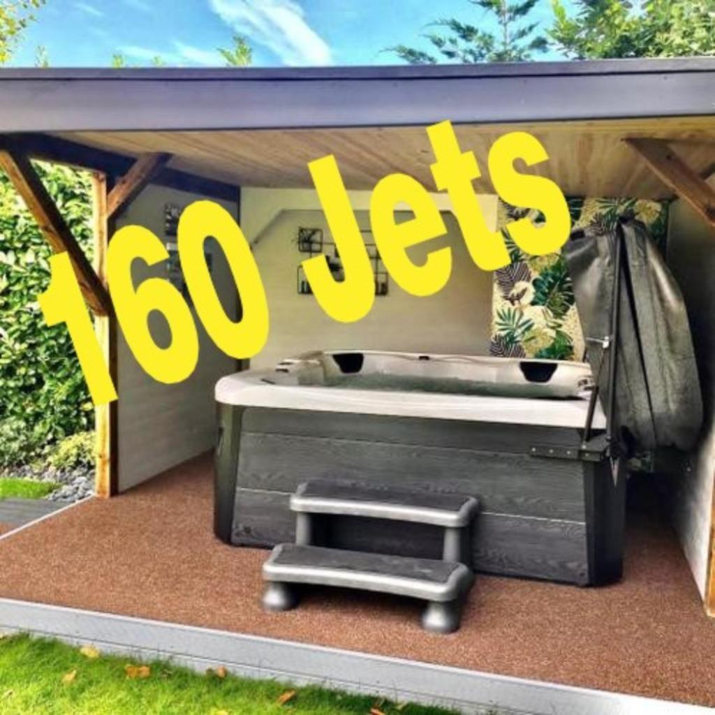 Nieuwe jacuzzi met 160 jets stijlvol het neusje van de zalm, Tuin en Terras, Overkappingen, Ophalen, Nieuw