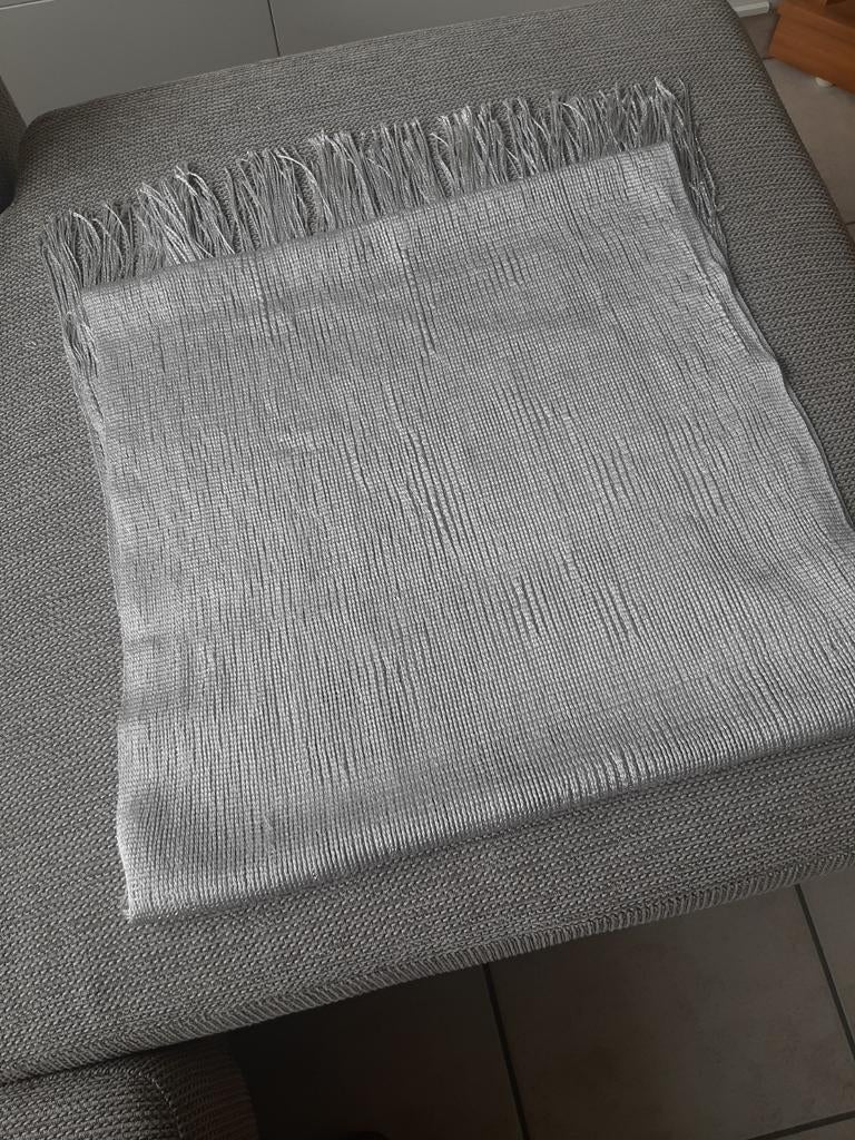 Damessjaal - zilver, Ophalen of Verzenden, Sjaal