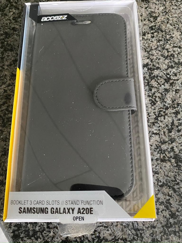 2 Samsung Galaxy A20E hoesjes, Nieuw!, Enlèvement, Neuf, Autres modèles