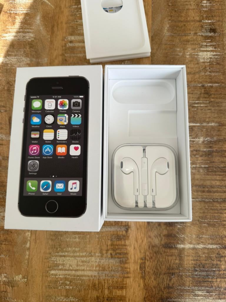 Boîte pour iPhone 5S avec écouteurs en parfait état, Neuf, Geen idee, Geen idee, IPhone 5S