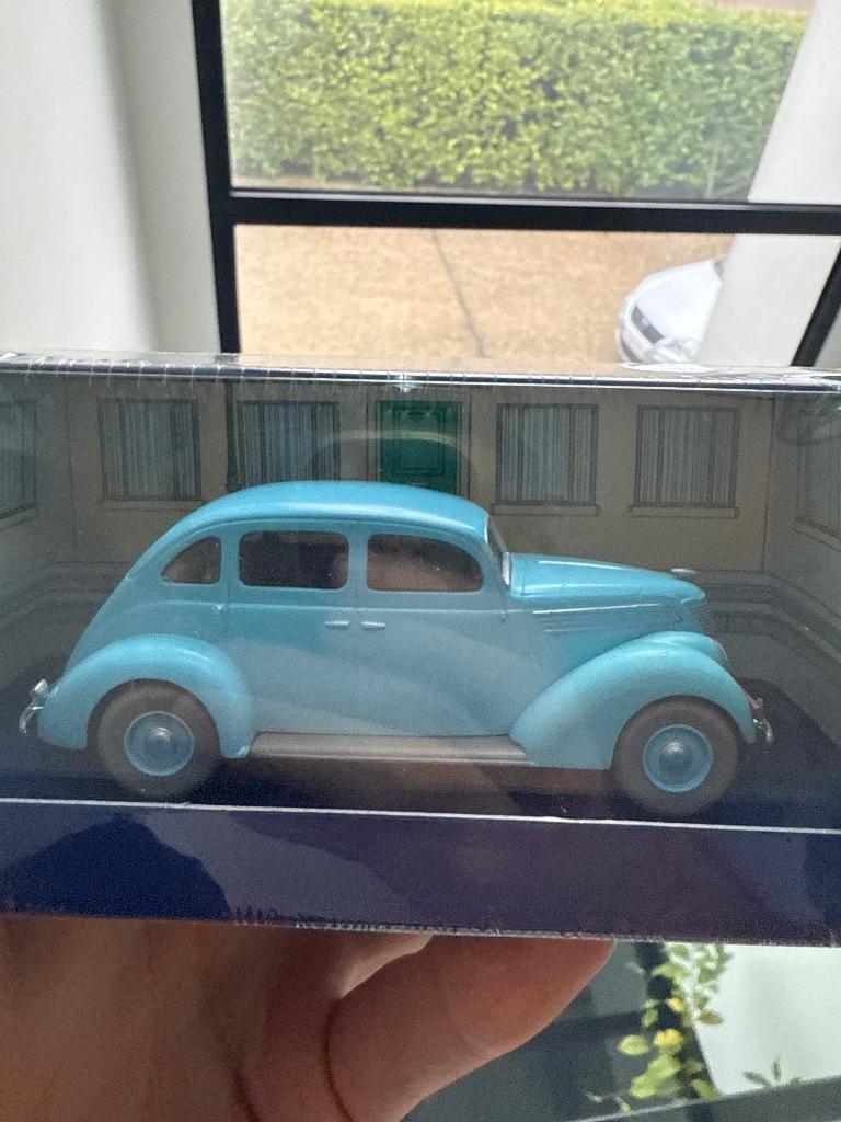 Kuifje Moulinsart wagen “De Ford-taxi” nieuwstaa, Collections, Enlèvement ou Envoi, Tintin, Neuf, Statue ou Figurine