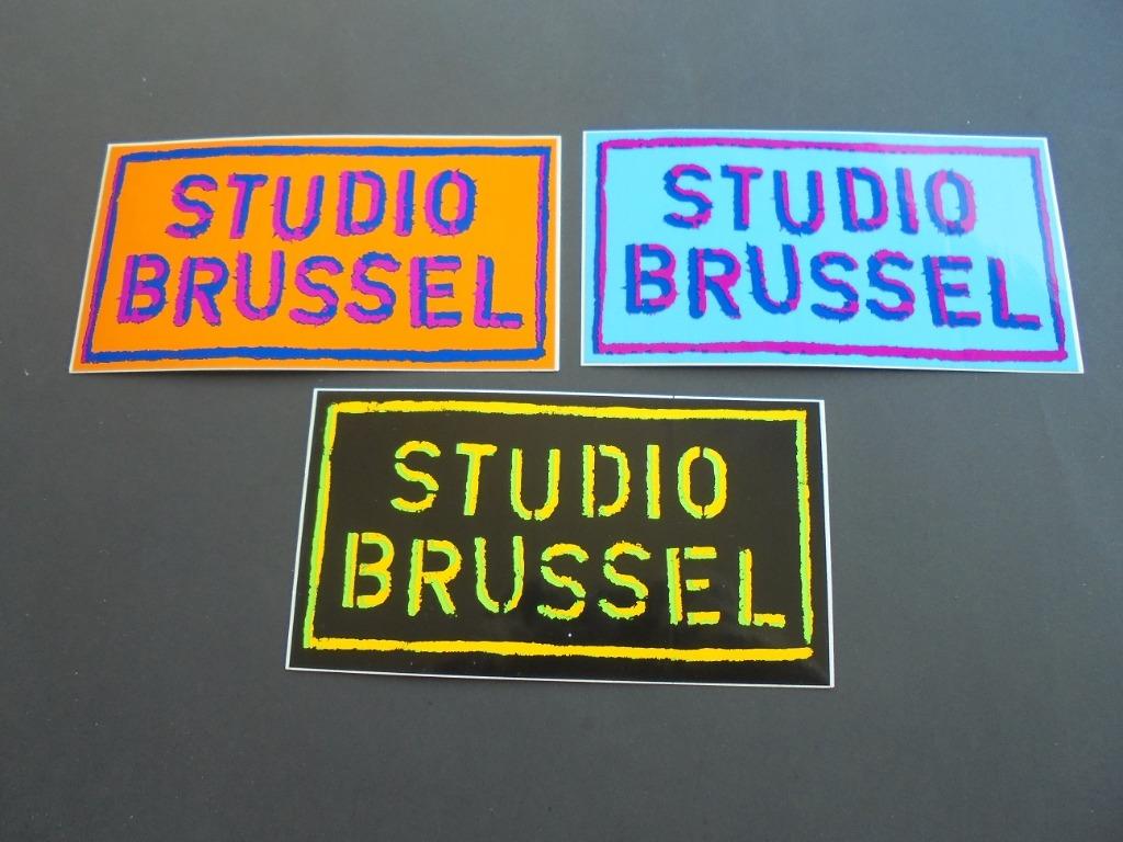 Autocollant : Studio Brussels, Envoi, Neuf, Société ou Association
