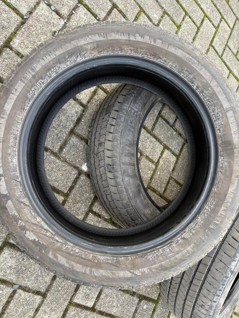 Pneus Brigestone : 225/55 R19 99V, Autos : Pièces & Accessoires, Pneus & Jantes, Enlèvement ou Envoi, Pneu(s)